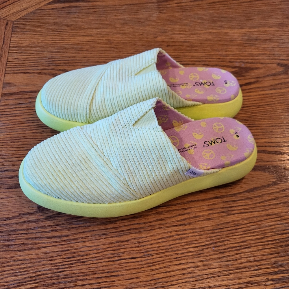 Toms Alpargata Mallow Mules - Yellow Women’s size 5W